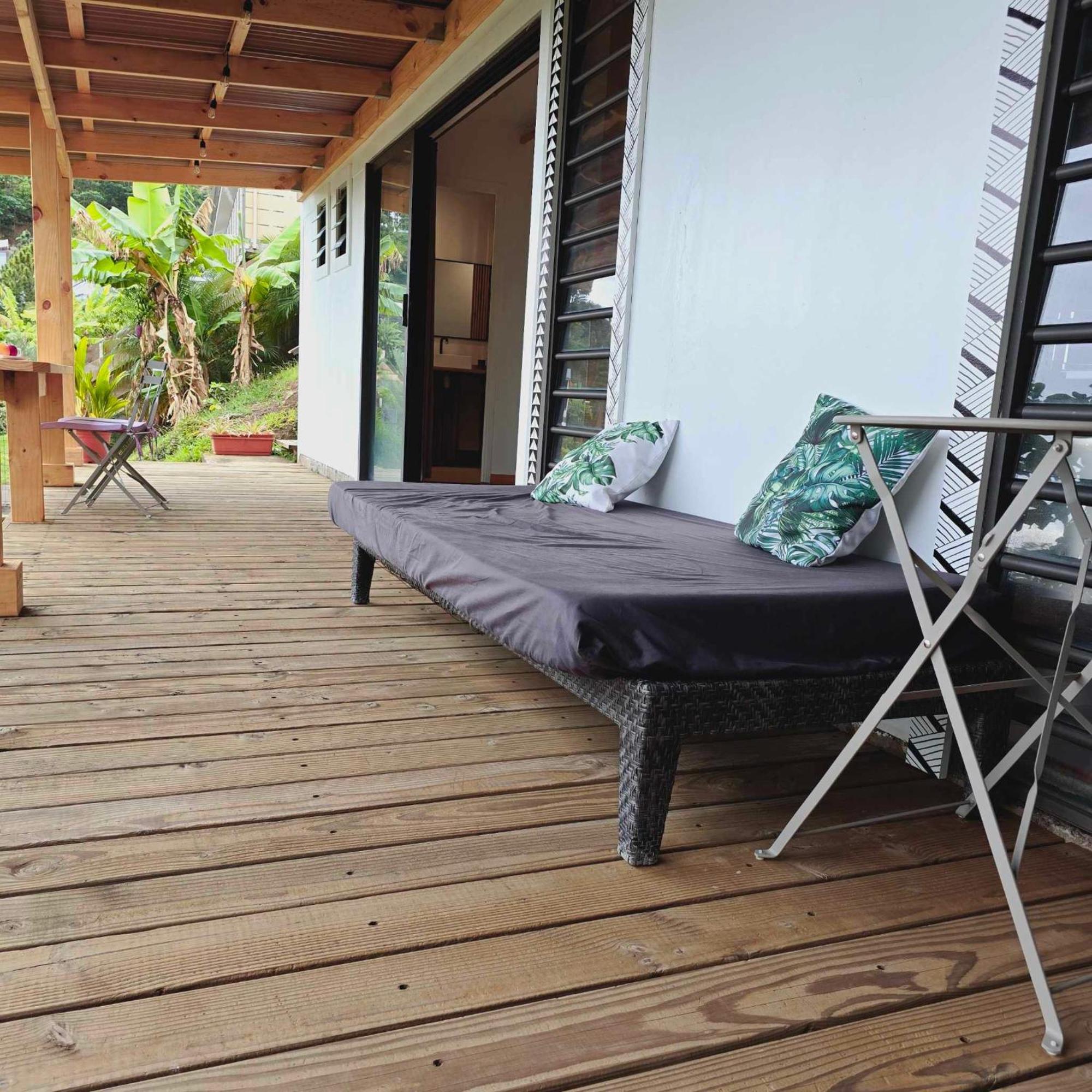 Fare Toahana, Accommodation With A Ocean View Fa'a'ā Extérieur photo