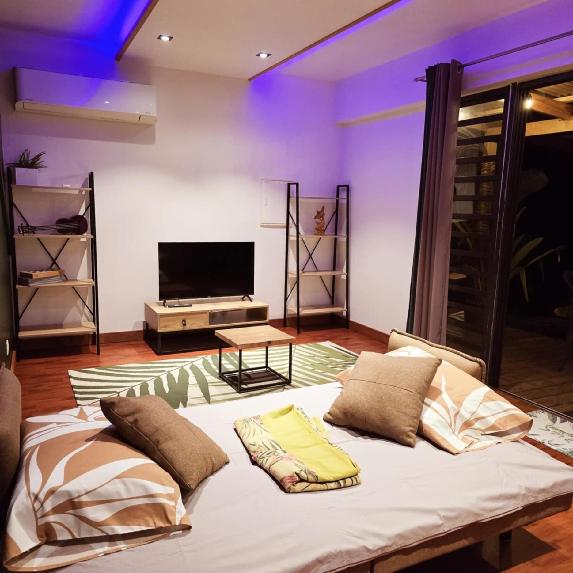 Fare Toahana, Accommodation With A Ocean View Fa'a'ā Extérieur photo